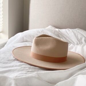 Lack of color ivory rancher